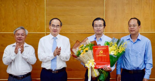 Ông Lê Văn Minh giữ chức vụ Phó trưởng Ban Tuyên giáo Thành ủy TP.HCM
