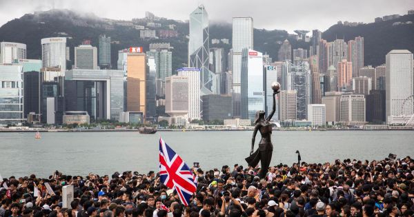 Hong Kong: Trưởng đặc khu Carrie Lam thừa nhận dự luật dẫn độ 