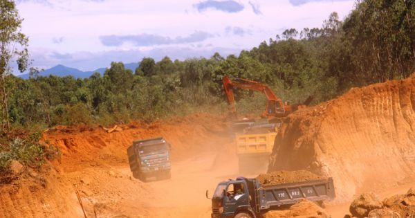 Bình Định: Chấn chỉnh nạn “đất lậu” tuồn vào công trình nhà nước trái phép