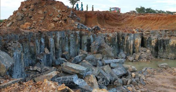 Bình Phước: Phát hiện công trường khai thác đá trái phép quy mô lớn