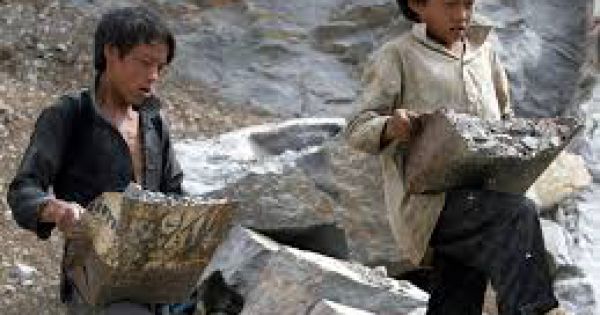 Việt Nam: Triển khai các chương trình phòng ngừa giảm thiểu lao động trẻ em