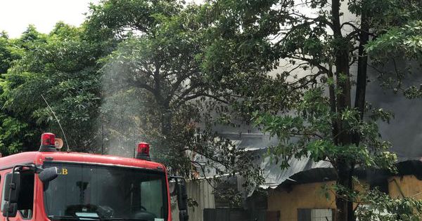 Cháy lớn tại KCN Sài Đồng gần Aeon Mall Long Biên, Hà Nội