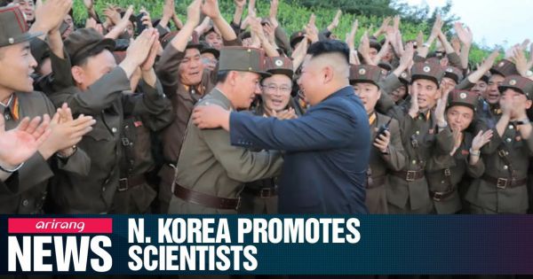 Triều Tiên phong hàm cho các khoa học gia phát triển vũ khí