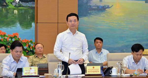 Bộ trưởng Nguyễn Mạnh Hùng: Đã có kết quả tích cực trong công tác đấu tranh với các trang mạng nước ngoài