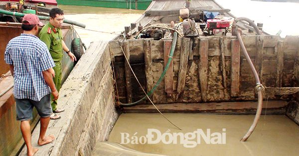 Giải pháp mạnh để chống “cát tặc” trên sông Đồng Nai