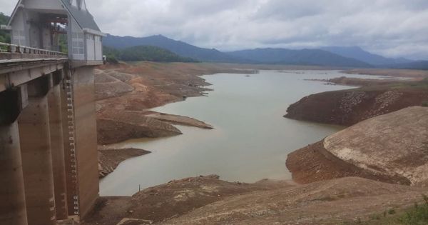 Hồ Rào Quán xuống mực nước chết, Công ty Thủy điện Quảng Trị ngừng phát điện
