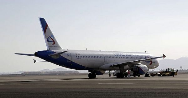 Nga: Máy bay A320 hạ cánh khẩn cấp vì sự cố động cơ