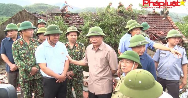 Bộ trưởng Nguyễn Xuân Cường kiểm tra thiệt hại sau bão số 4 tại Kỳ Anh, Hà Tĩnh