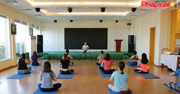 Lớp học Yoga miễn phí của BIDV MetLife