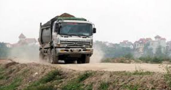 Bắc Ninh: Xử lý hơn 900 xe quá tải phá nát các tuyến đê