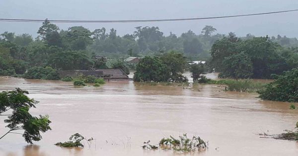 Miền Trung: Do ảnh hưởng từ mưa bão khiến 5 người chết, hơn 15.000 nhà bị ngập
