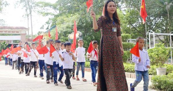 Hà Tĩnh: Hơn 260 trường học ở các vùng lũ tổ chức lễ khai giảng muộn