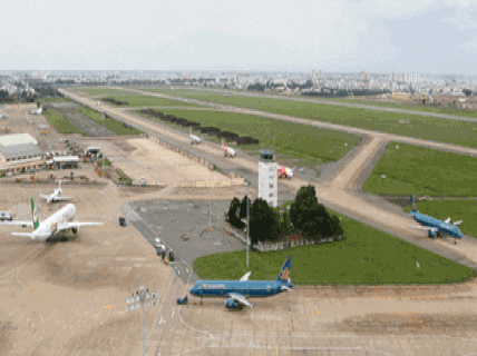 Khẩn cấp xin vốn cải tạo đường băng sân bay Nội Bài, Tân Sơn Nhất