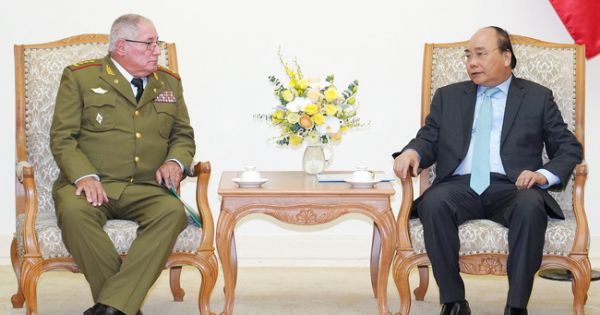 Thủ tướng Nguyễn Xuân Phúc tiếp Tổng Tham mưu trưởng Cuba