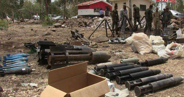 Quân đội Syria vây ráp, thu nhiều vũ khí tại Daraa