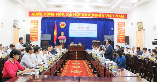 Ký kết thỏa thuận hợp tác giữa UBND tỉnh Bạc Liêu và Đại học Quốc gia TP. HCM