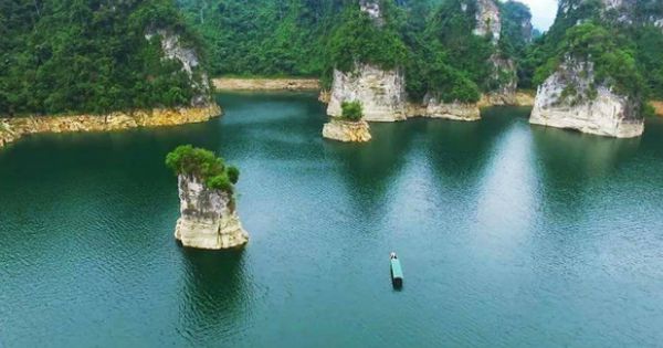 Tuyên Quang: Hồ nước được ví như Hạ Long giữa đại ngàn