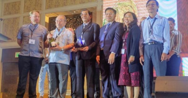 Gạo ST24 của Việt Nam được công nhận 'Gạo ngon nhất thế giới năm 2019'