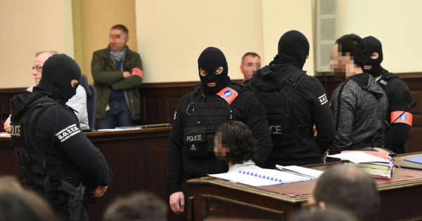 Pháp sẽ xét xử các nghi phạm khủng bố làm 130 người thiệt mạng