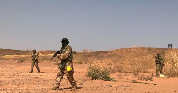 Niger: Tấn công khủng bố doanh trại, hơn 70 binh sĩ thiệt mạng