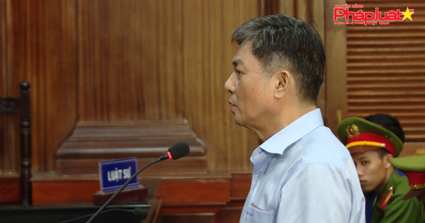 Cựu Phó Chủ tịch TPHCM Nguyễn Hữu Tín lĩnh 7 năm tù