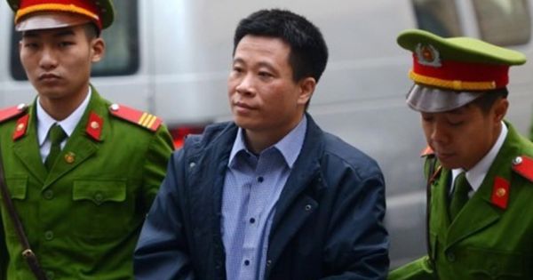 Cựu Chủ tịch Oceanbank Hà Văn Thắm tiếp tục hầu toà