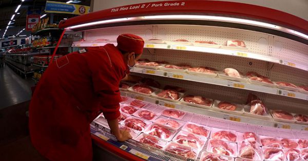 Thịt heo nhập về Việt Nam giá 26.000 đồng/kg