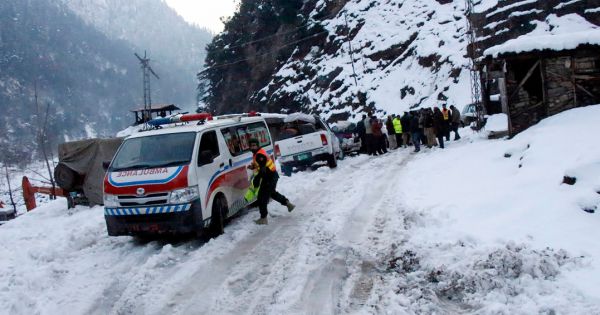 Lở tuyết khiến nhiều người thiệt mạng ở khu vực Kashmir