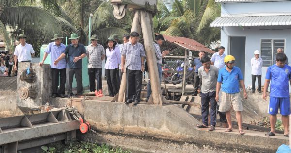 Chủ tịch UBND tỉnh Dương Thành Trung kiểm tra công tác tình hình điều tiết nước phục vụ sản xuất