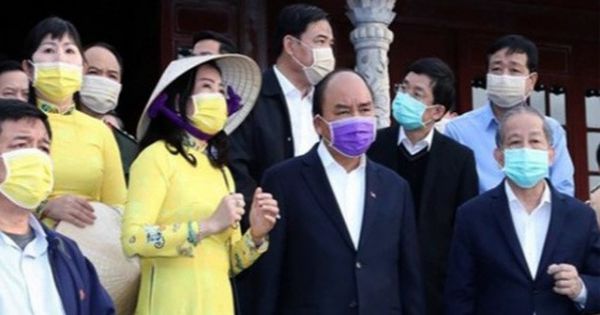 Thủ tướng thị sát công tác phòng chống dịch corona tại Thừa Thiên Huế