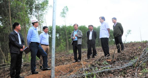 Báo động tình trạng tháo dỡ hàng rào an toàn giao thông trên cao tốc La Sơn - Túy Loan