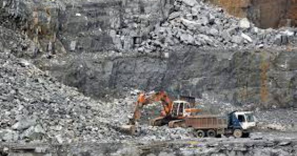 Sơn La: Xử phạt, tước giấy phép hoạt động của 2 doanh nghiệp khai thác đá
