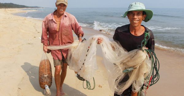 Ngư dân Thừa Thiên- Huế được mùa ruốc biển