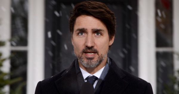 Thủ tướng Canada cam kết tăng cường kiểm soát súng đạn