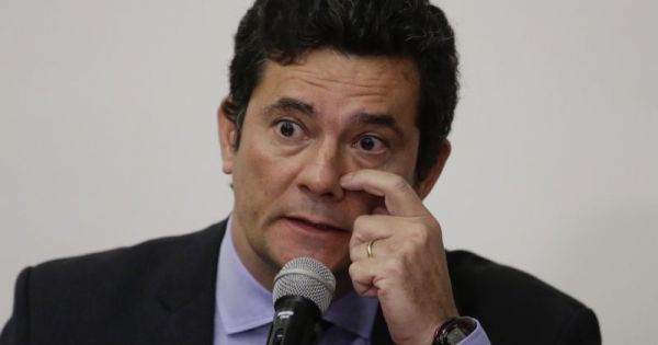Bộ trưởng Tư pháp Brazil đệ đơn từ chức