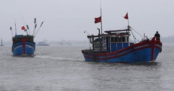 Cử tri Hà Nội lên án tàu Trung Quốc đâm chìm tàu cá của ngư dân Việt Nam