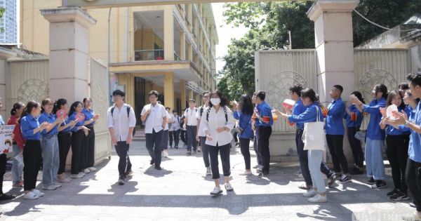 Thi vào lớp 10 ở Hà Nội: 446 thí sinh vắng thi môn Ngữ Văn