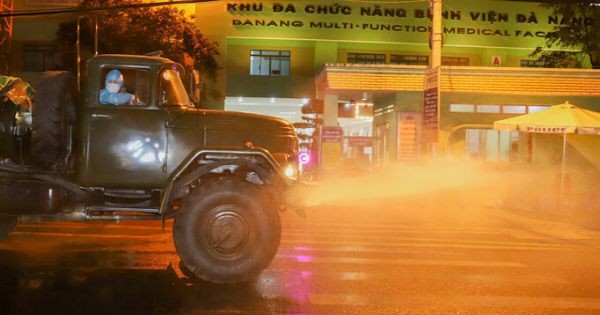 Bản tin Phòng chống Covid-19: Quân đội phun hoá chất khử trùng hai bệnh viện ở Đà Nẵng