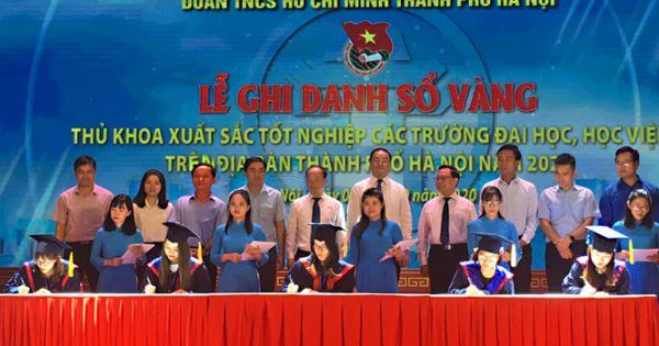 88 thủ khoa xuất sắc tham dự Lễ ghi danh sổ vàng tại Hà Nội