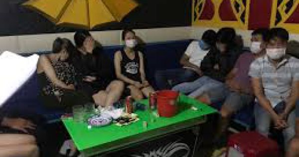 Quảng Nam phát hiện 8 thanh niên sử dụng ma túy trong quán karaoke