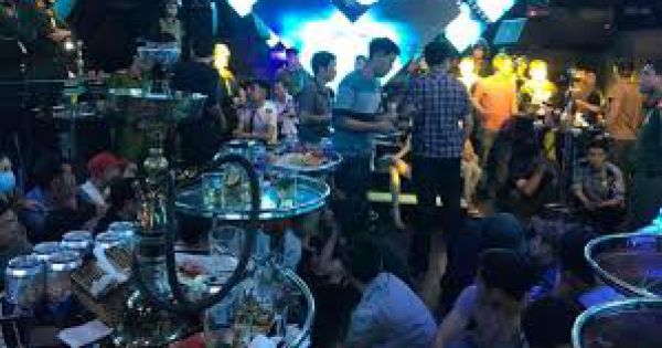 Đột kích quán Karaoke Victoria tại Quận Bình Tân, phát hiện 33 người dương tính ma túy.