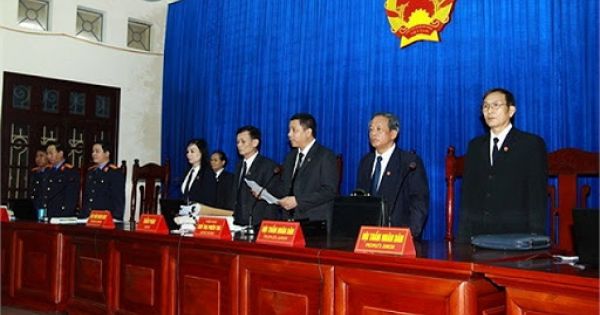 Cục trưởng Thi hành án dân sự tỉnh Đắk Lắk bị cảnh cáo