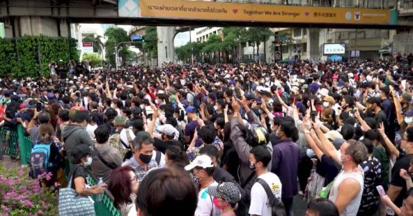 Thái Lan: Nhiều khu vực hỗn loạn vì tình trạng biểu tình tiếp diễn
