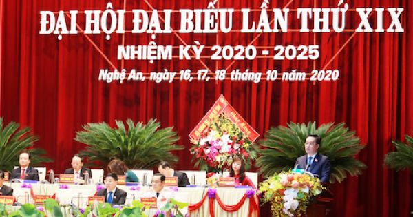 Thủ tướng Nguyễn Xuân Phúc dự khai mạc Đại hội đại biểu Đảng bộ tỉnh Nghệ An