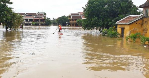 Đề xuất cấp 6.000 tấn gạo dự trữ quốc gia hỗ trợ người dân các tỉnh bị ảnh hưởng bão lũ