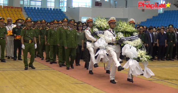 Quảng Trị: Lễ viếng và truy điệu liệt sỹ, Đại úy Trương Văn Thắng hy sinh trong khi đi cứu nạn, cứu hộ