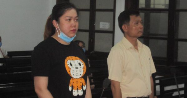 Nguyên Giám đốc Sở Ngoại vụ Khánh Hòa Nguyễn Quốc Trâm hầu tòa với nhiều tội danh