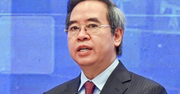 Kỷ luật cảnh cáo đối với ông Nguyễn Văn Bình, Uỷ viên Bộ Chính trị