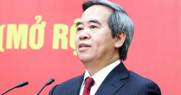 Bộ Chính trị chỉ rõ vi phạm và kỷ luật cảnh cáo ông Nguyễn Văn Bình