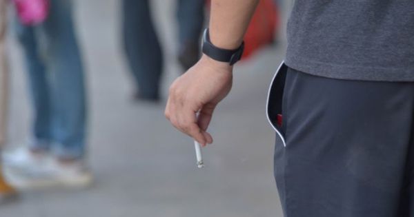 Từ 15/11, phạt tới 500.000 đồng nếu hút thuốc lá tại nơi bị cấm